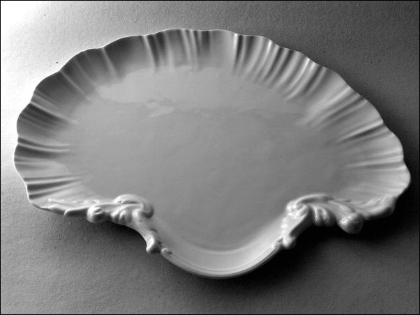 W0000PR11465 seashell tray 28.JPG